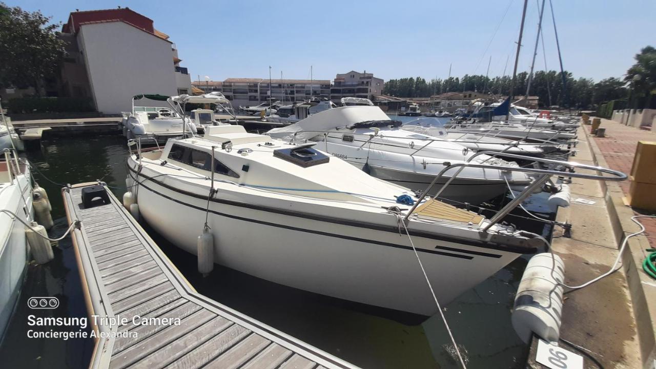 Nuit Insolite A Bord De L'Enata Un Voilier A Quai Sur La Marina De St Cyprien Saint-Cyprien (Pyrenees-Orientales) Exterior photo
