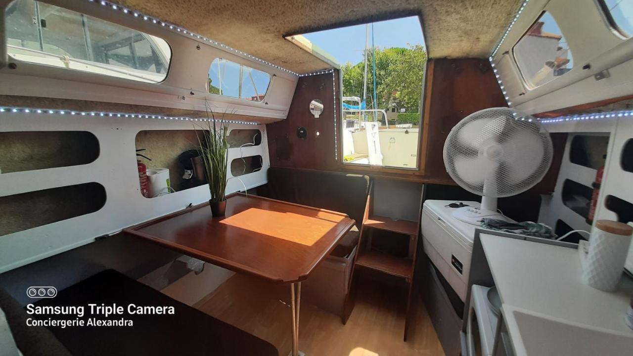 Nuit Insolite A Bord De L'Enata Un Voilier A Quai Sur La Marina De St Cyprien Saint-Cyprien (Pyrenees-Orientales) Exterior photo