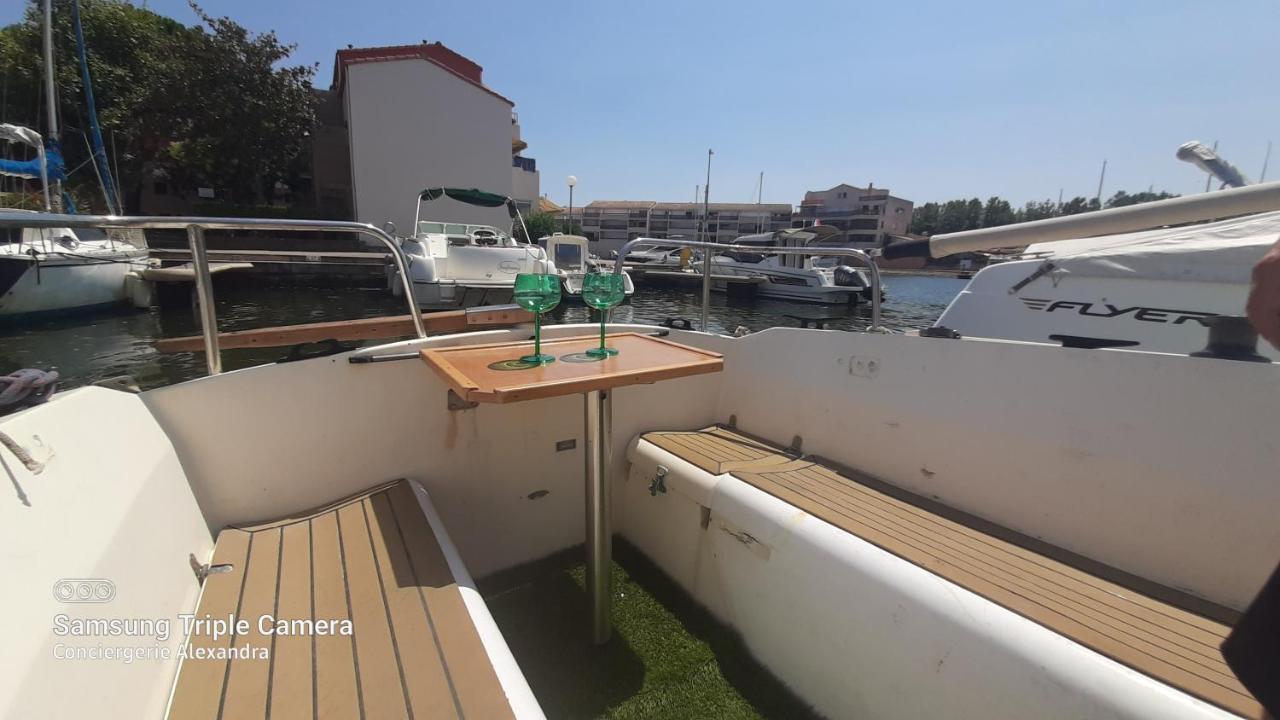 Nuit Insolite A Bord De L'Enata Un Voilier A Quai Sur La Marina De St Cyprien Saint-Cyprien (Pyrenees-Orientales) Exterior photo